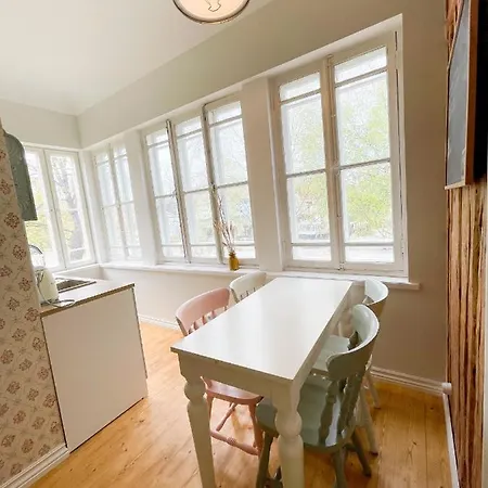 Spacious Supeluse