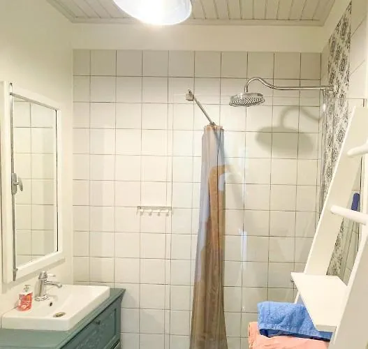 Spacious Supeluse * Parnawa