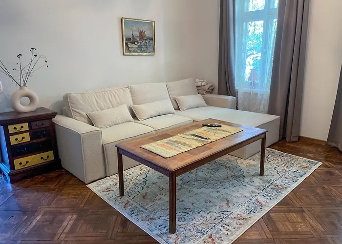 Spacious Supeluse Apartament Parnawa